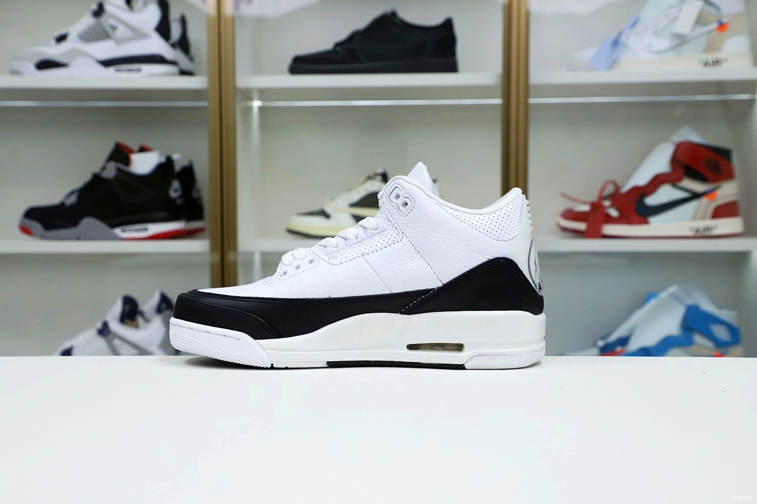 RETRO AIR 'WHITE' X DESIGN 3 JORDAN FRAGMENT SP 0204